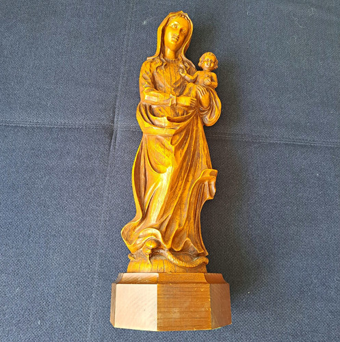 Madonna mit kind holzfigur auf - madonna,