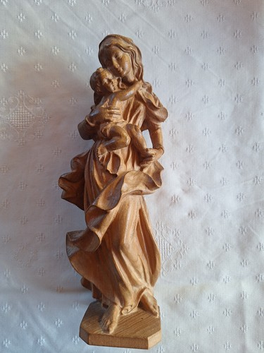 Madonnenfigur mit kind aus - mit,