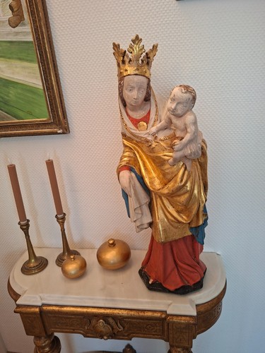 Alte holzmadonna figur mit - holzmadonna,
