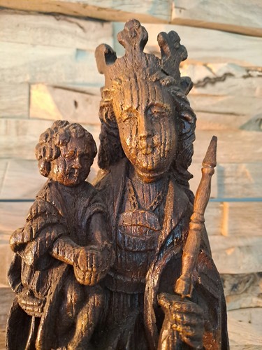Alte madonna mit kind holz - alte,