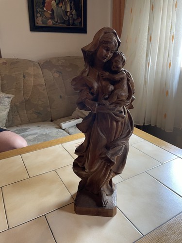 Antike heilige figur madonna - heilige,